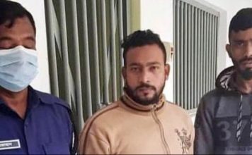 গোপন ক্যামেরায় রিসোর্টে দম্পতির অন্তরঙ্গ দৃশ্য ধারণ, গ্রেফতার ২ গোপন ক্যামেরায় রিসোর্টে দম্পতির অন্তরঙ্গ দৃশ্য ধারণ, গ্রেফতার ২