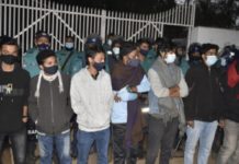 শাবিপ্রবি ভিসির বাসায় খাবার নিয়ে ঢুকতে দেয়নি শিক্ষার্থীরা